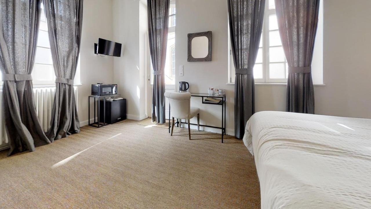 H-Bnb - Les Meubles Du 1 Bed & Breakfast Metz Bagian luar foto